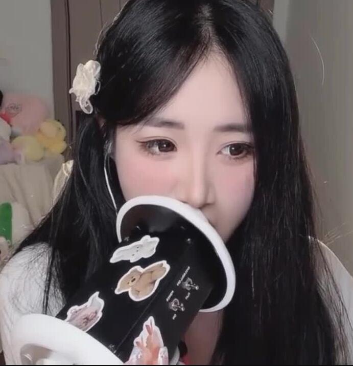 啵啵梨 最新ASMR 舔耳