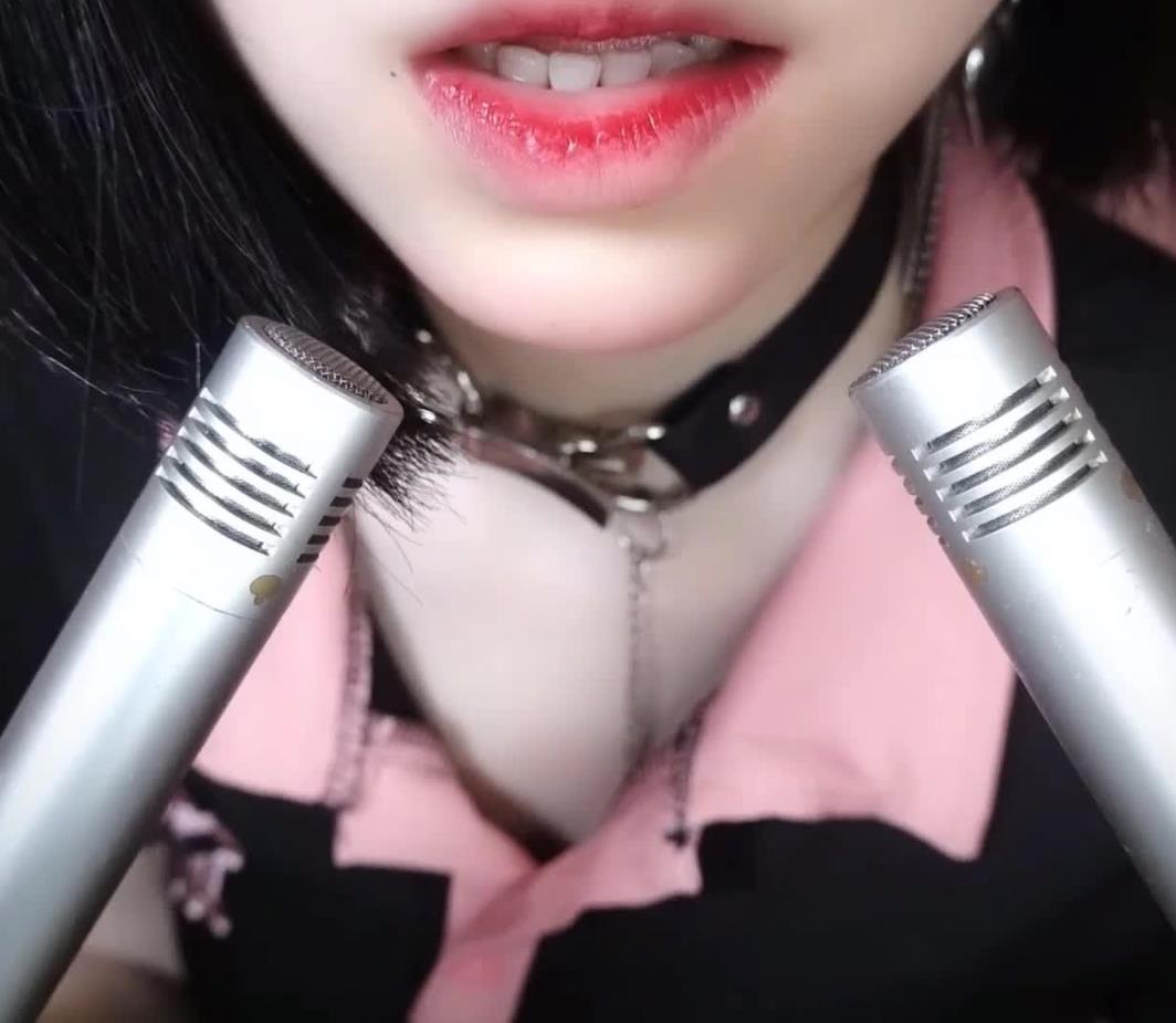 0819124450.jpg 小羊喵舰长as-mr福利超近距离的舔耳吃麦 一丢丢直升机